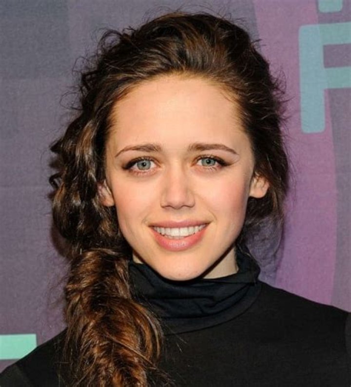 Daisy Head Net Worth