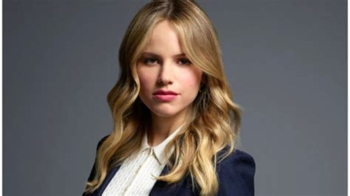 Halston Sage Bra Size, Age, Weight, Height, Measurements