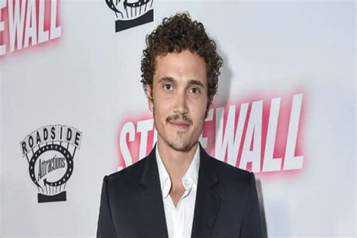 Karl Glusman Net Worth