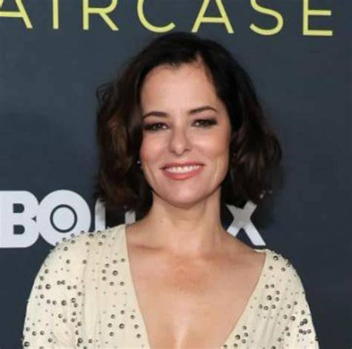 Parker Posey Bra Size, Age, Weight, Height, Measurements