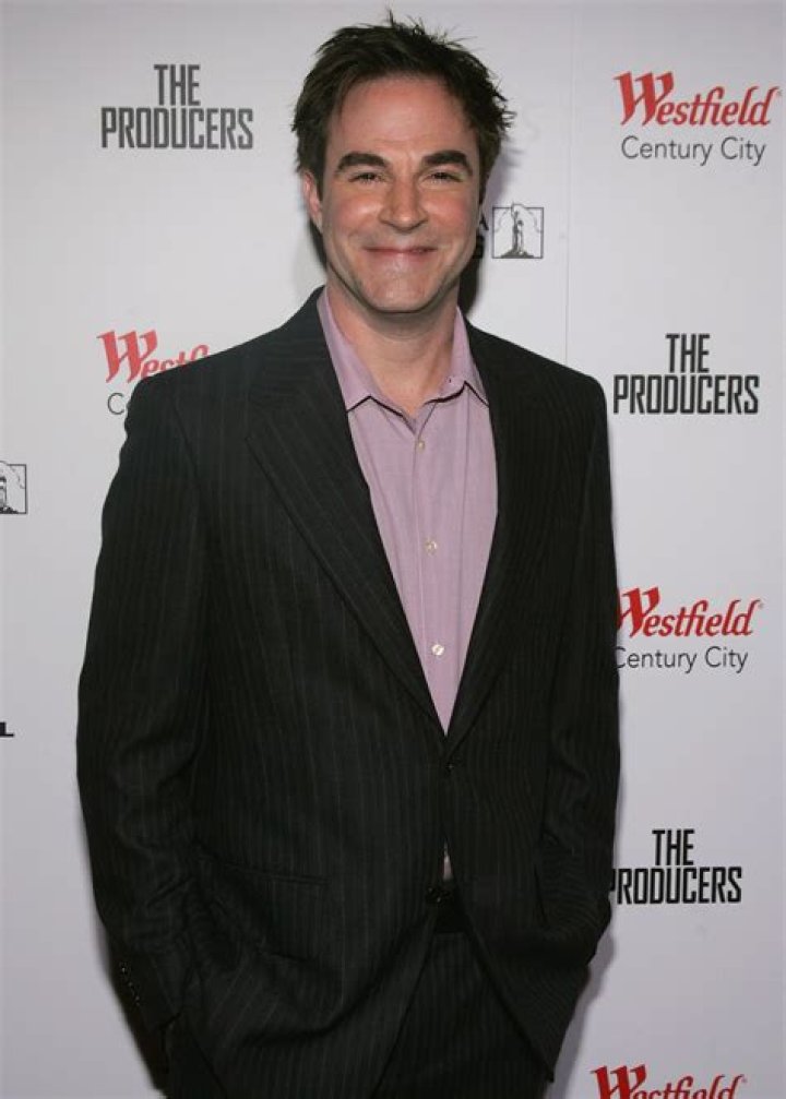 Roger Bart Net Worth